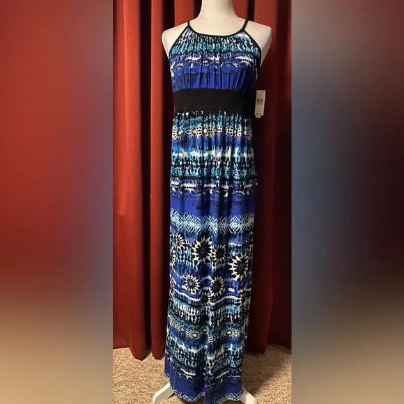 red sleeveless maxi dress Laurice sleeveless v-neck maxi dress | Women's Clothing Canada
